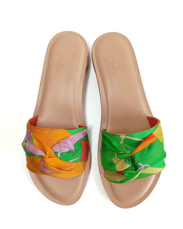 Craquez pour nos sandales en soie !