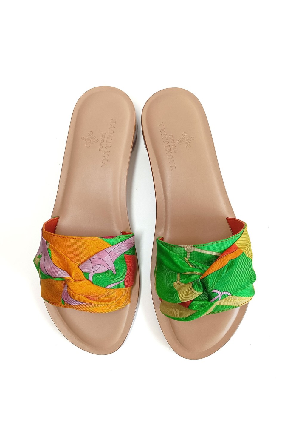 Craquez pour nos sandales en soie !