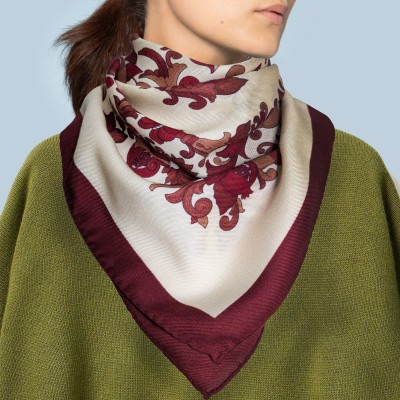 Wool and Silk Scarf “Costiera” 90x90 cm – Bordeaux/Cream