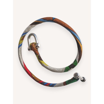 Twist T – Bracciale in seta upcycled | Editions Ventinove