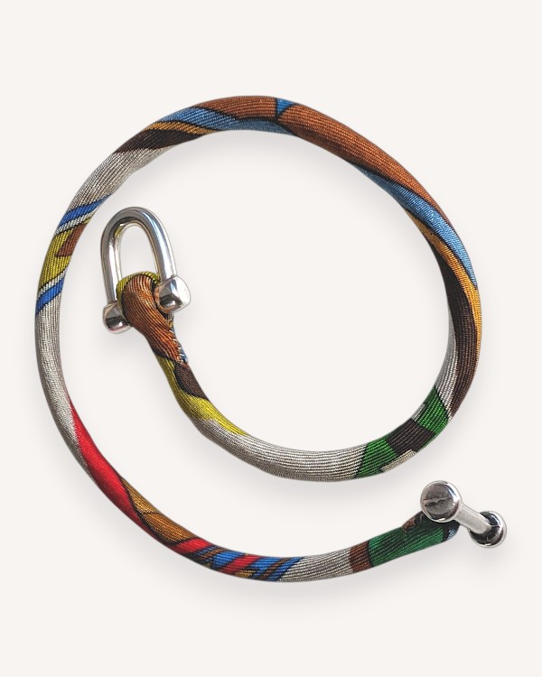 Twist T – Bracciale in seta upcycled | Editions Ventinove