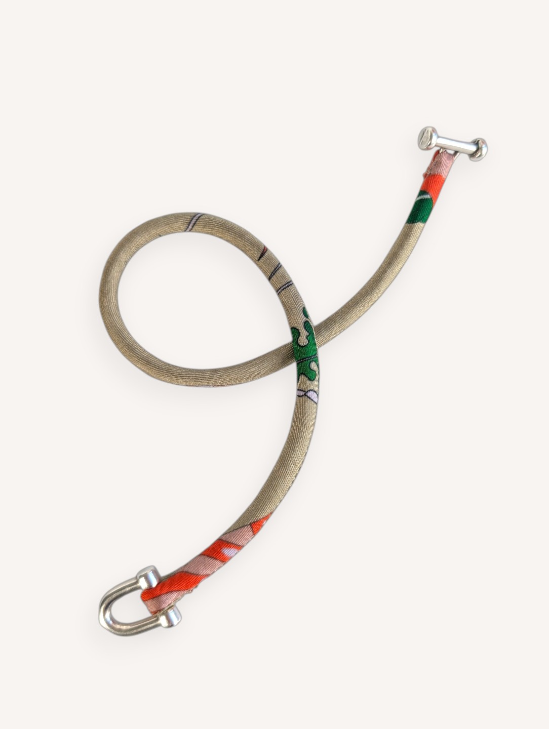 Twist T – Bracciale in seta upcycled | Éditions Ventinove