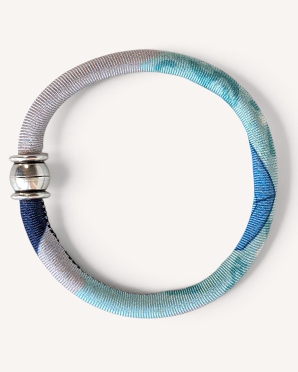 Ellisse Silk Bracelet, Magnetic Clasp | Ventinove