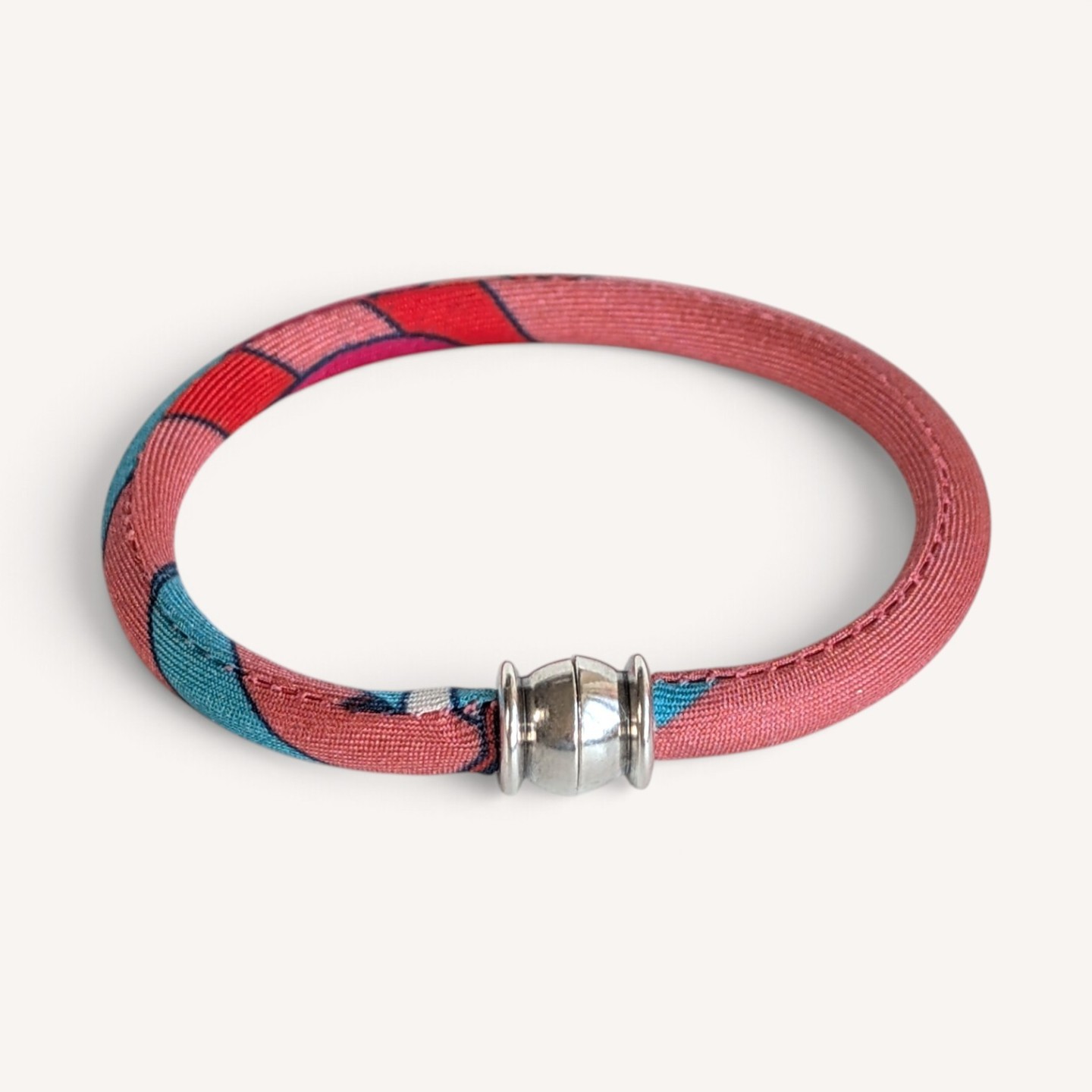 Ellisse Silk Bracelet, Magnetic Clasp | Ventinove