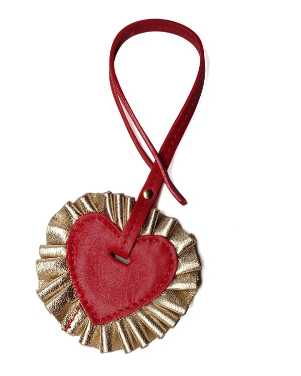 Charm cuir ex voto