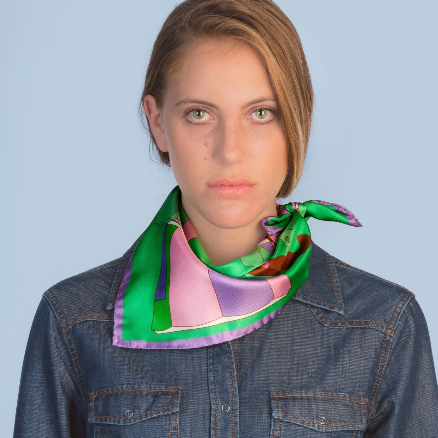Acquista il piccolo foulard di Seta Editions Ventinove 50x50 cm!