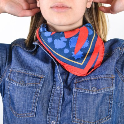 Unique Design: Editions Ventinove Silk little scarf