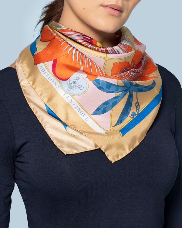 Acquista il foulard di Seta La gabbia per uccelli 70x70 cm