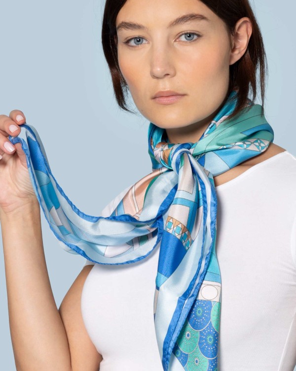 Unique Design: Editions Ventinove silk scarf - Italian Craftsmanship