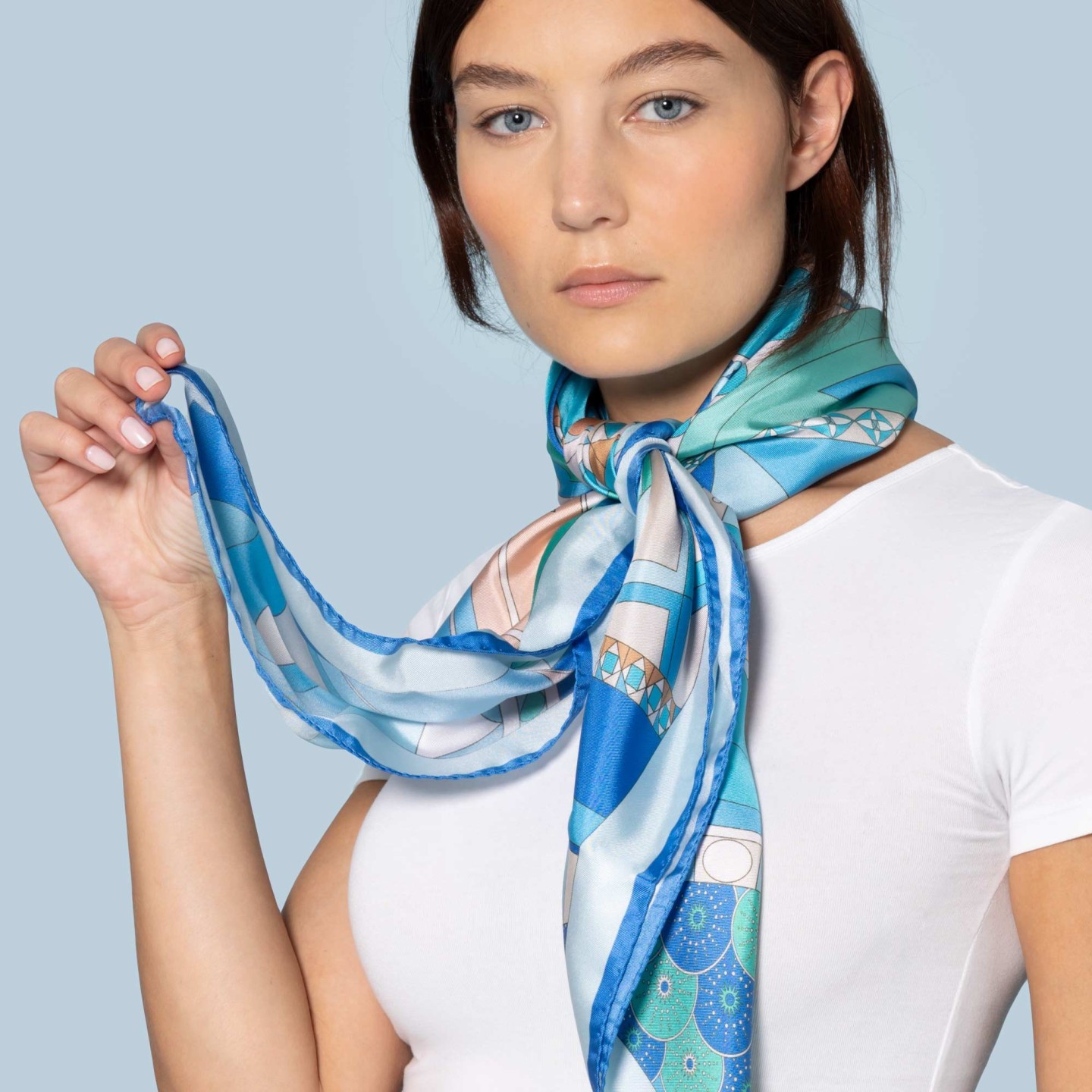 Unique Design: Editions Ventinove silk scarf - Italian Craftsmanship