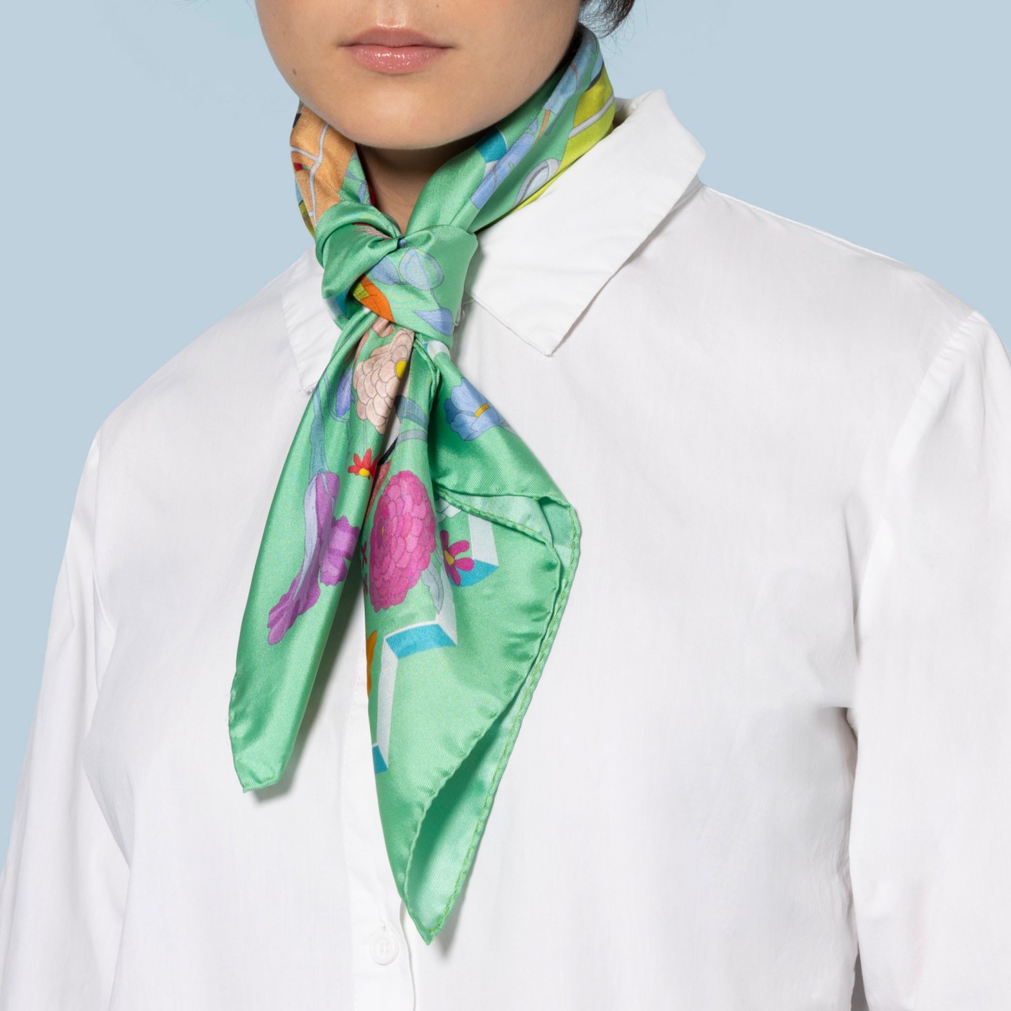 Exquisite 70x70 cm Silk Scarves - The Green Florist Editions Ventinove